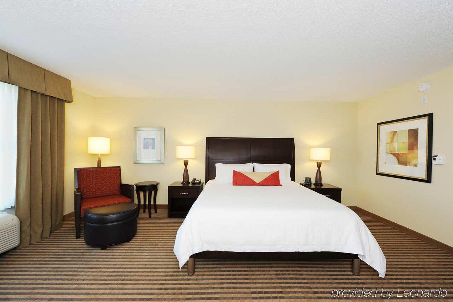 Hilton Garden Inn Atlanta Airport North College Park Стая снимка