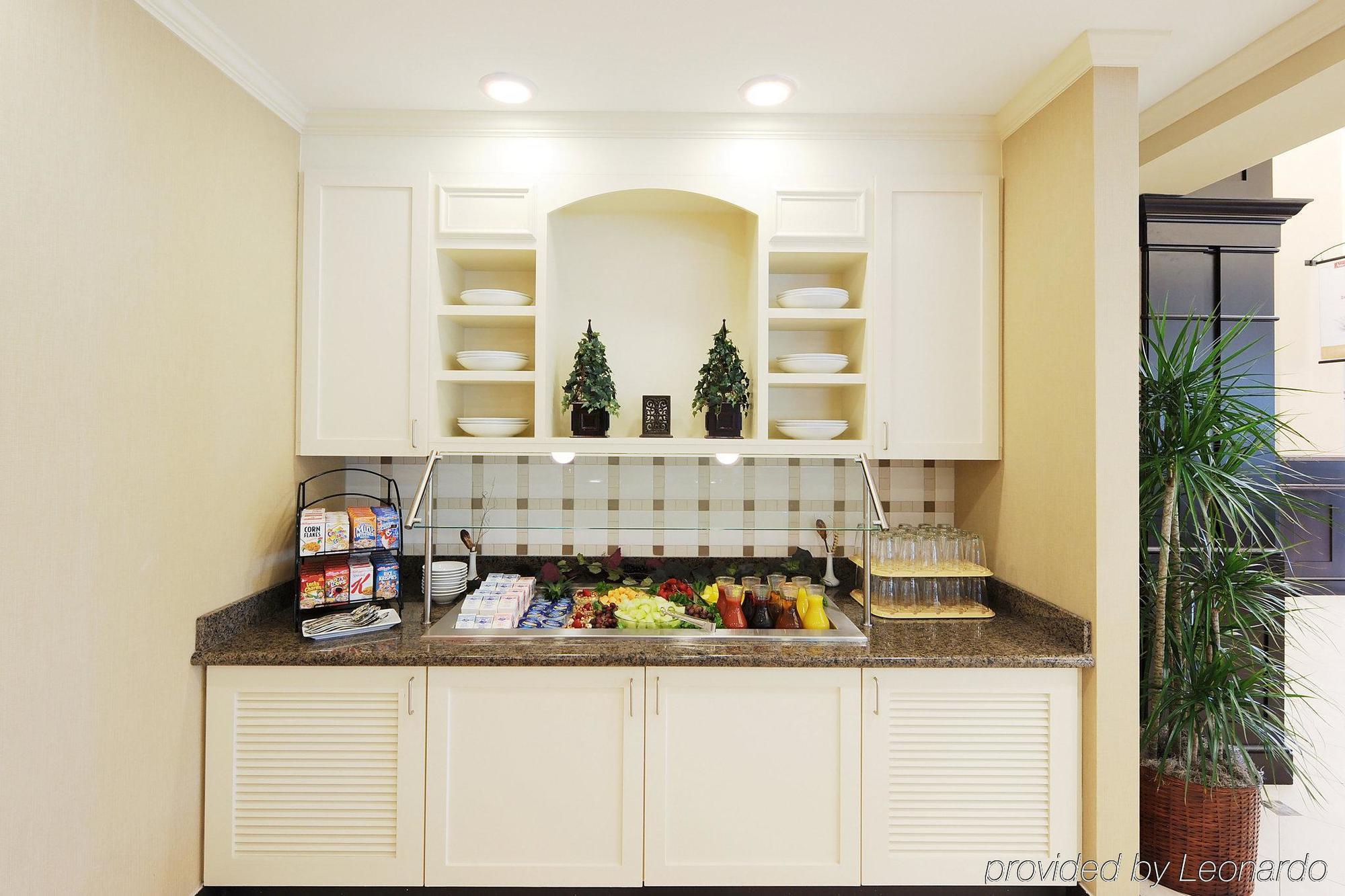 Hilton Garden Inn Atlanta Airport North College Park Ресторант снимка