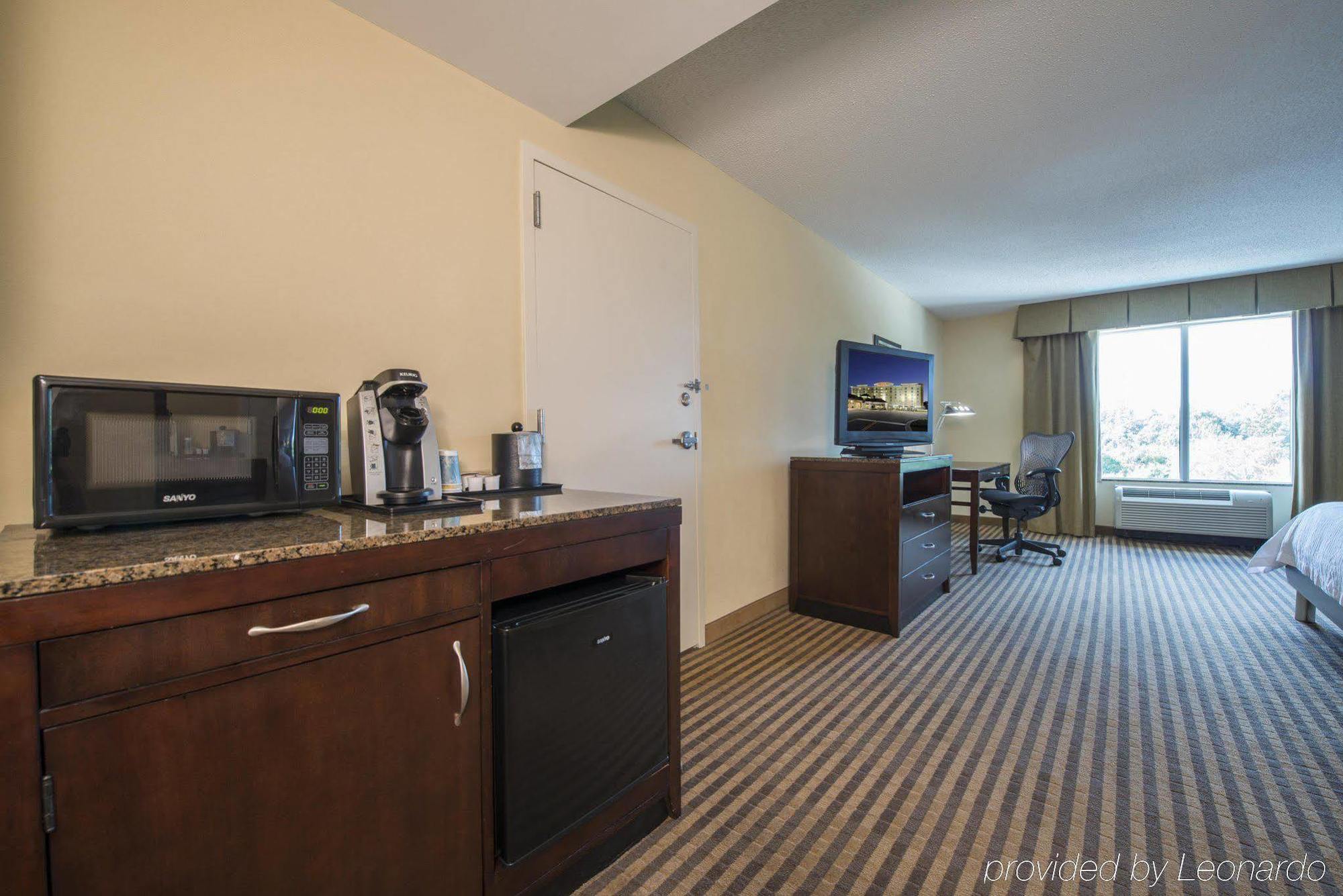 Hilton Garden Inn Atlanta Airport North College Park Екстериор снимка