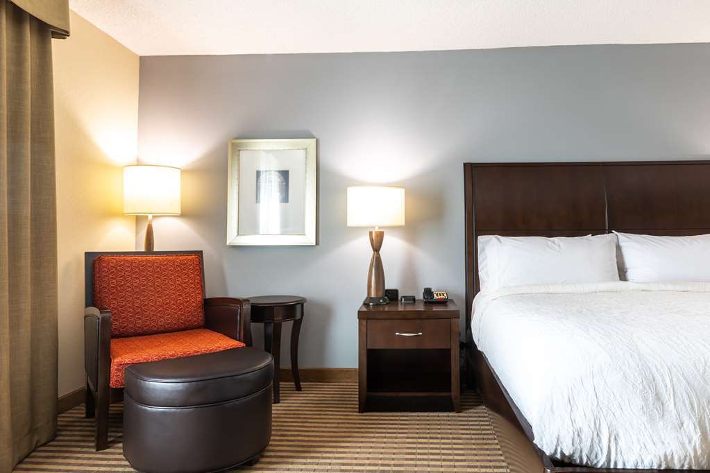 Hilton Garden Inn Atlanta Airport North College Park Стая снимка
